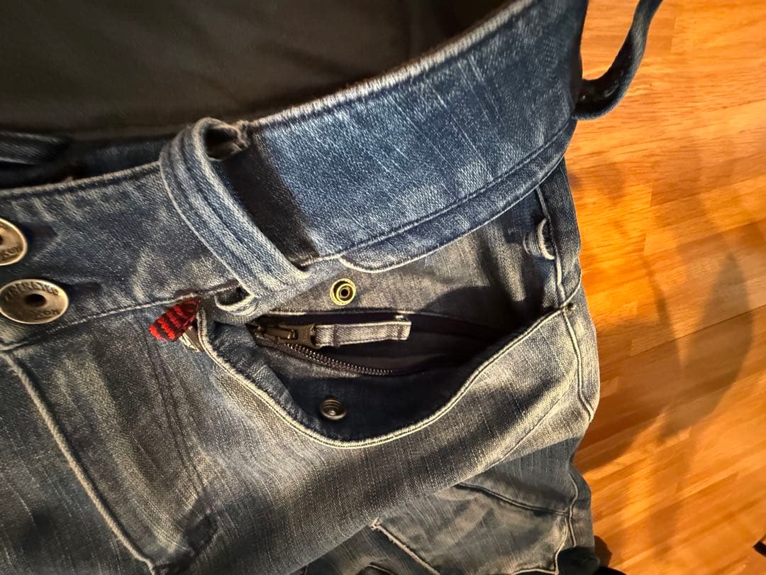 ボルコム　デニムスノーボードパンツ　Sサイズ