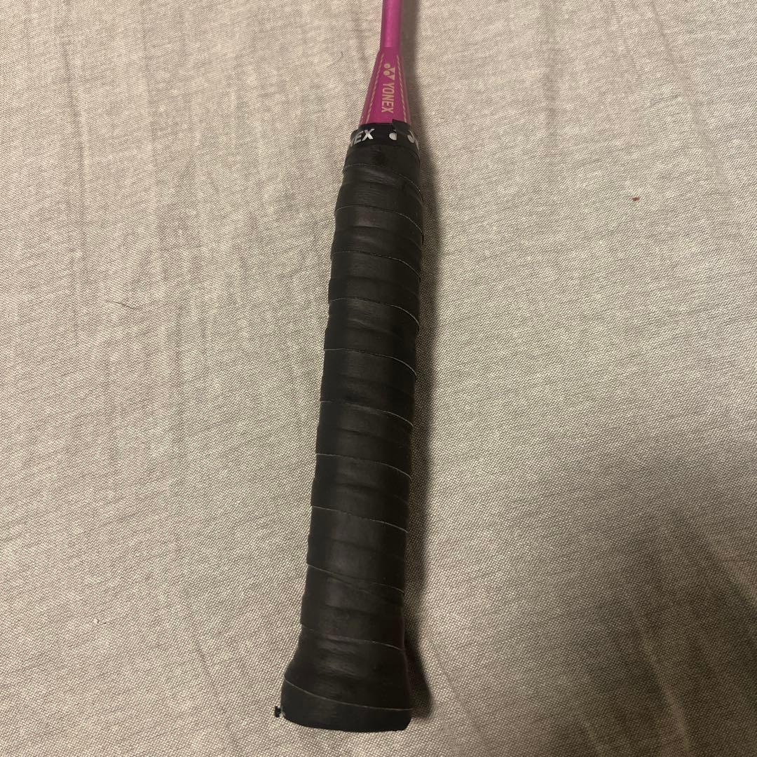ヨネックスバドミントンラケット ナノフレア270スピード