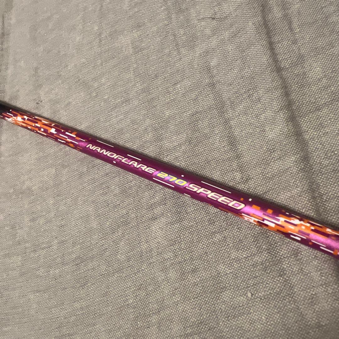 ヨネックスバドミントンラケット ナノフレア270スピード