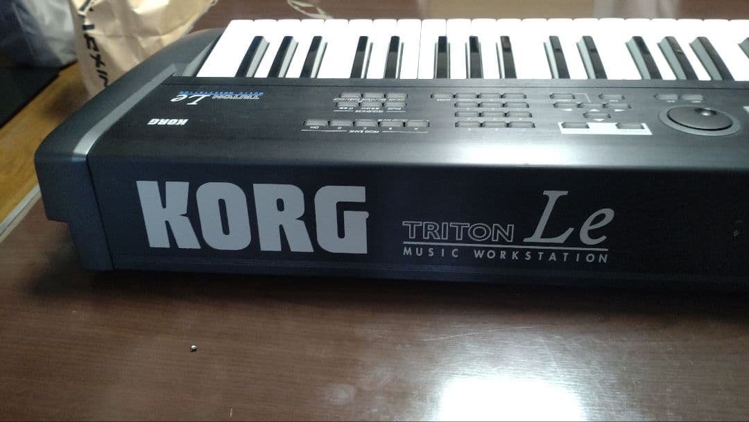 美品☘️ KORG コルグ TRITON Le 61シンセサイザー