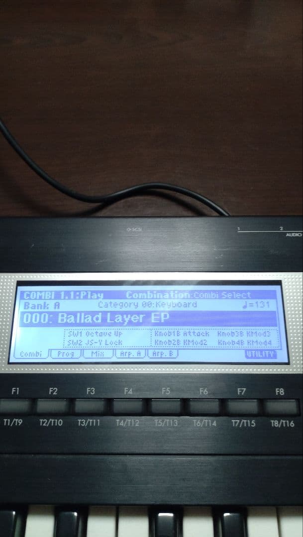 美品☘️ KORG コルグ TRITON Le 61シンセサイザー