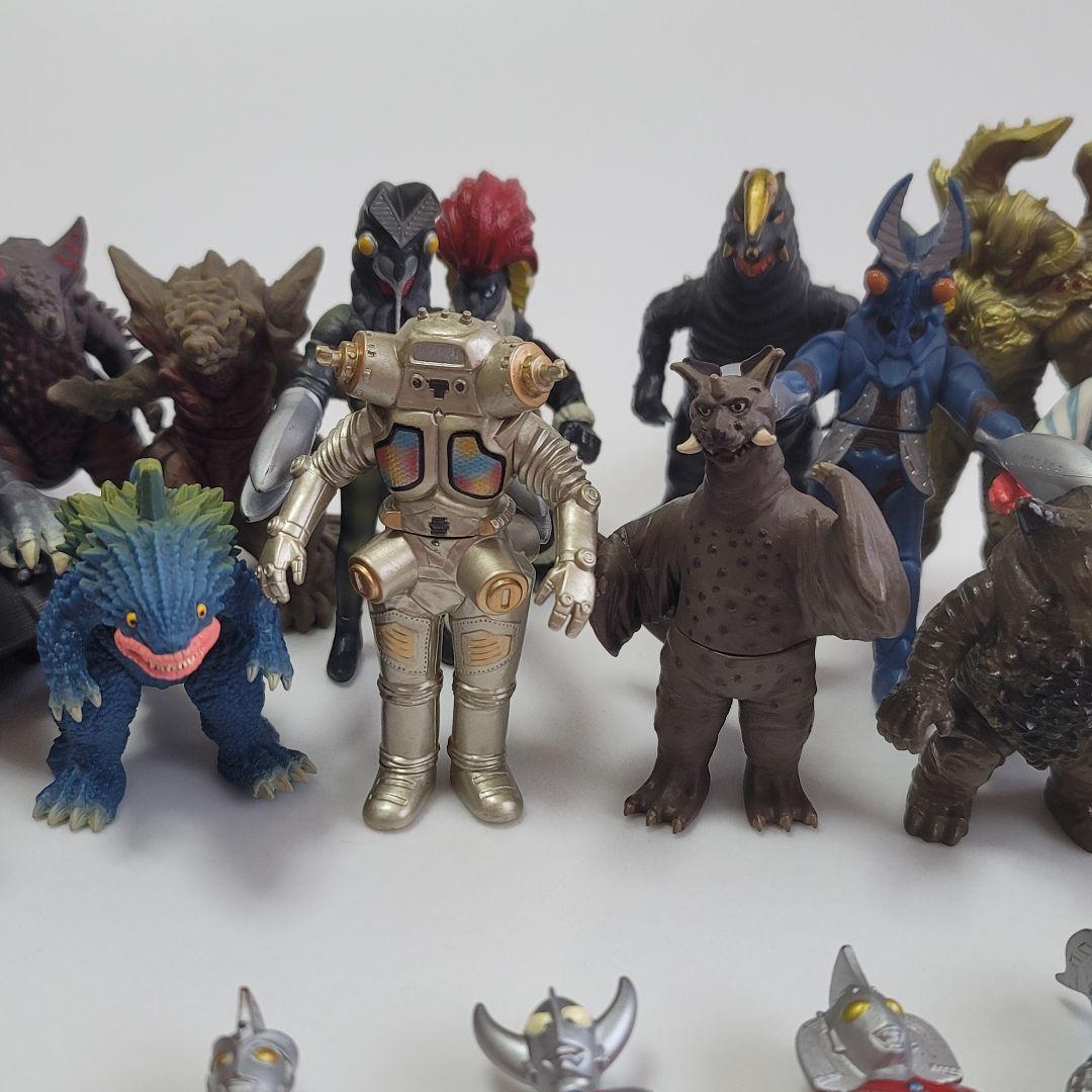 ウルトラマン　怪獣　ソフビ　フィギュアまとめ売り