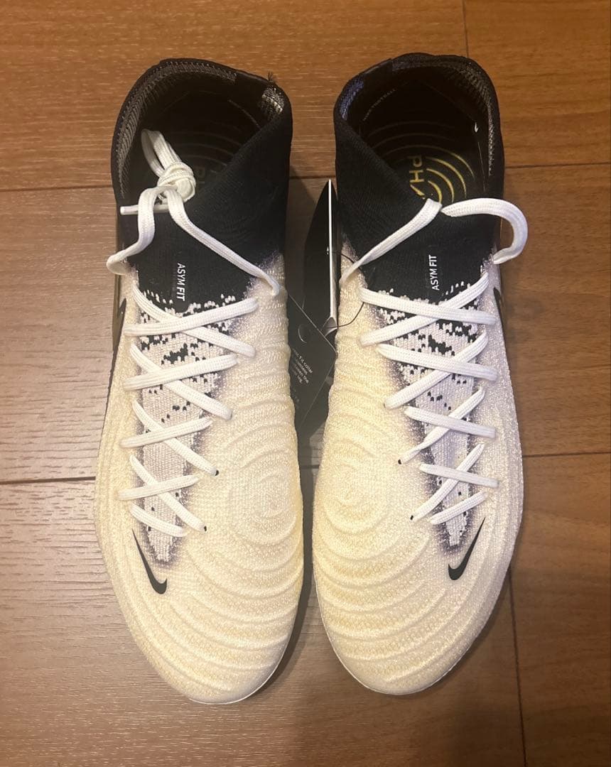 【新品未使用】NIKE PHANTOM LUNA Ⅱ ELITE FG