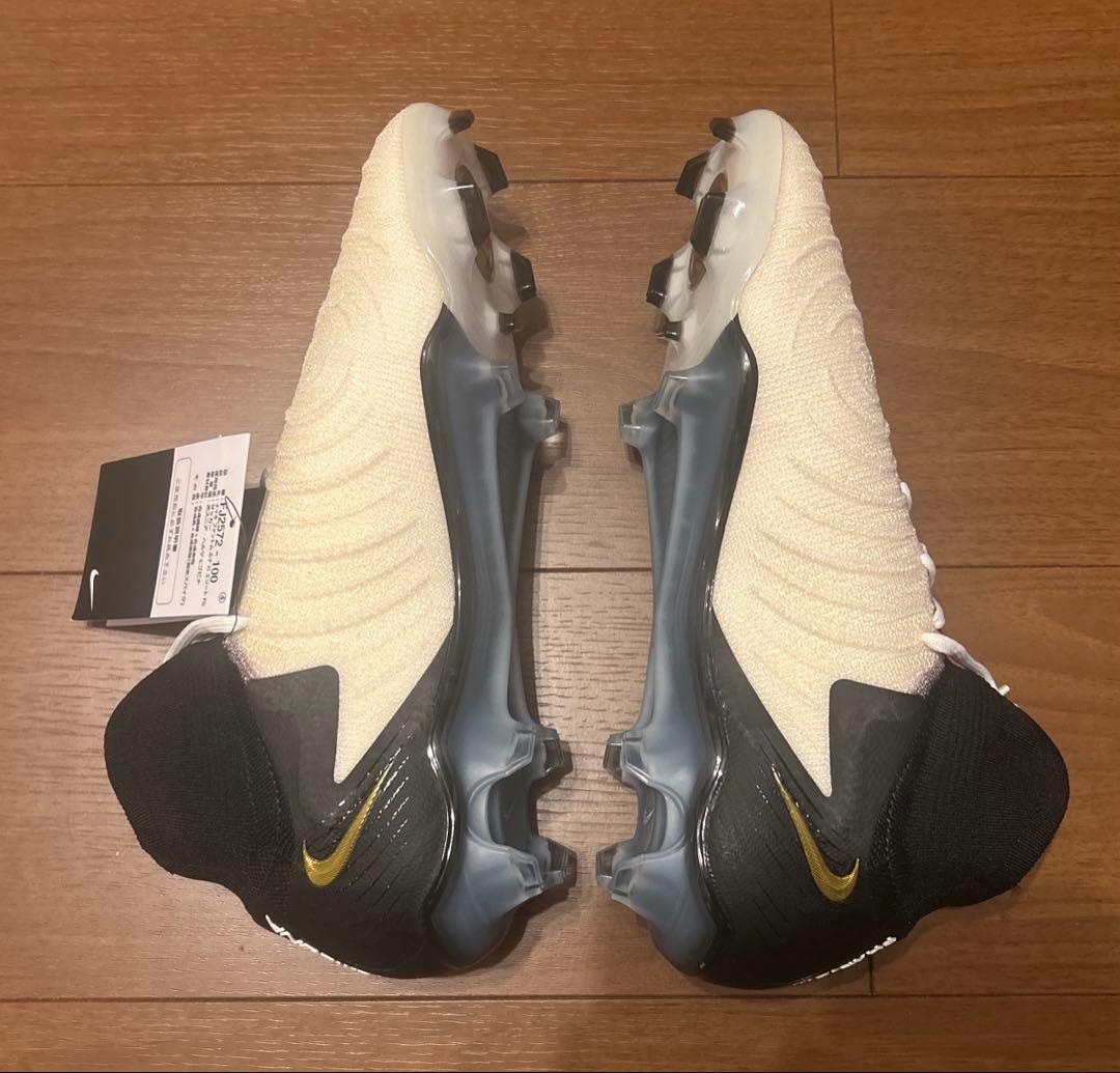 【新品未使用】NIKE PHANTOM LUNA Ⅱ ELITE FG