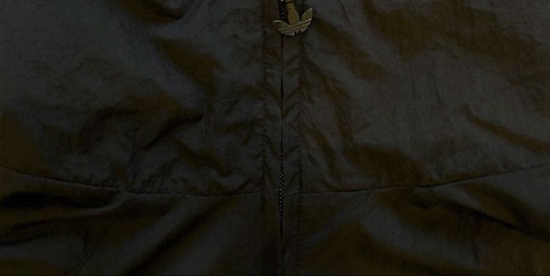 adidas トレフォイル ビックロゴ ナイロンジャケット