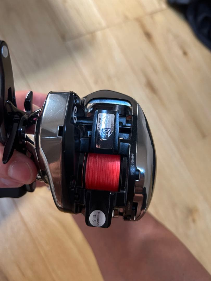 美品　　21 ANTARES DC XG リール
