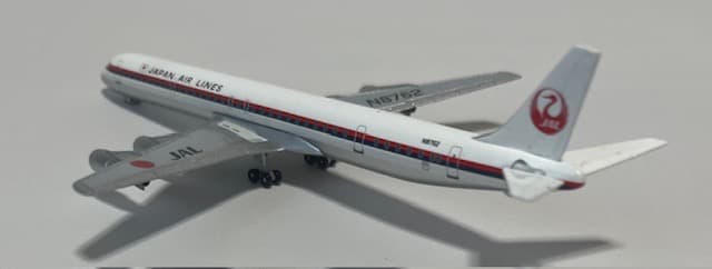 JAA  / JAL DC-8-61 2機セット 1機に難あり