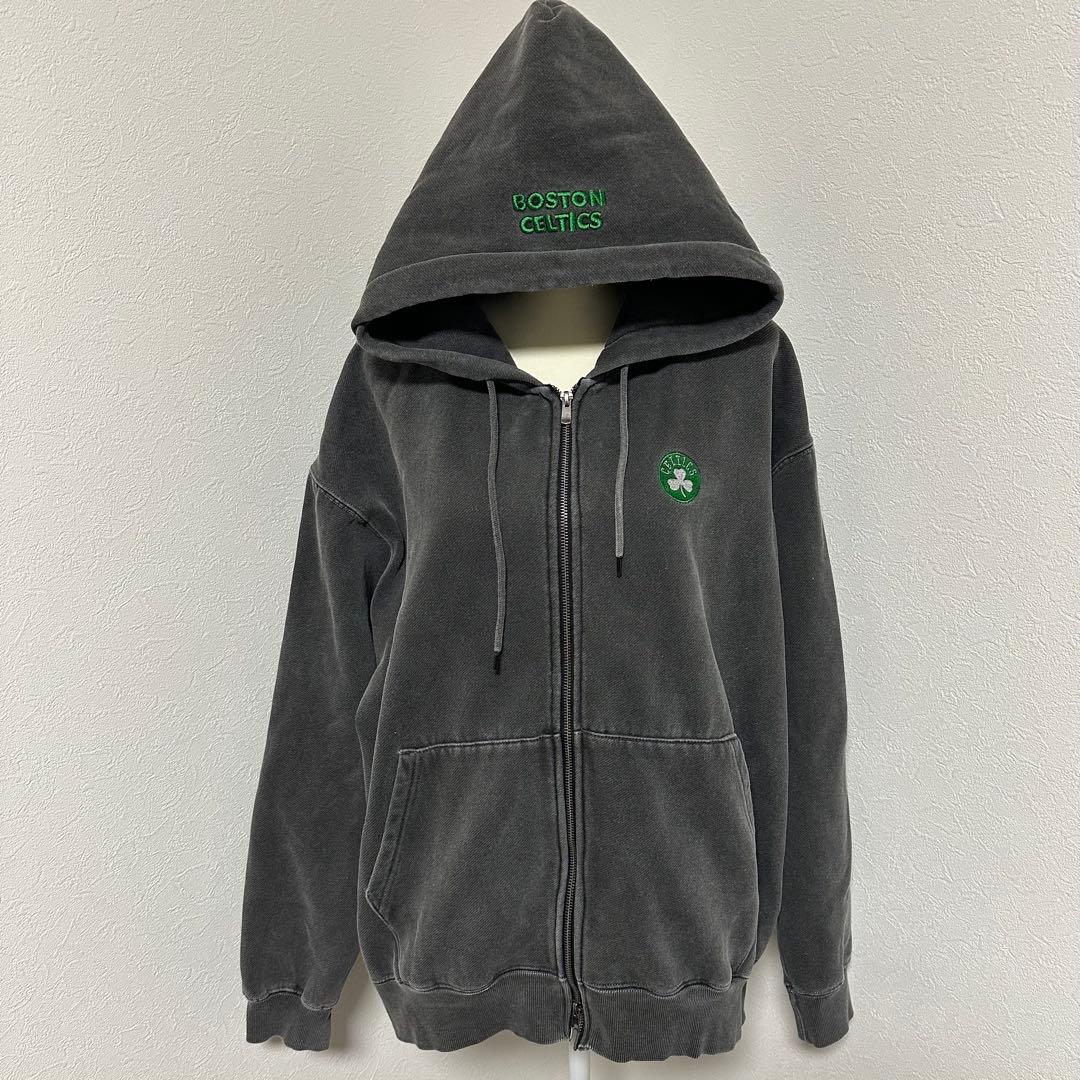 EMMA CLOTHES NBA 別注 ボストンセルティックスロゴ刺繍パーカー