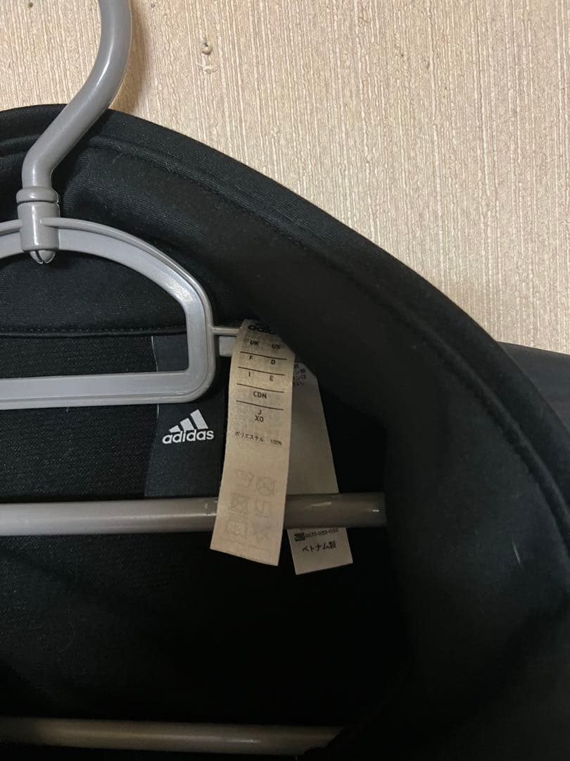adidas アディダス　ジャージセットアップ　ブラック　オリーブ
