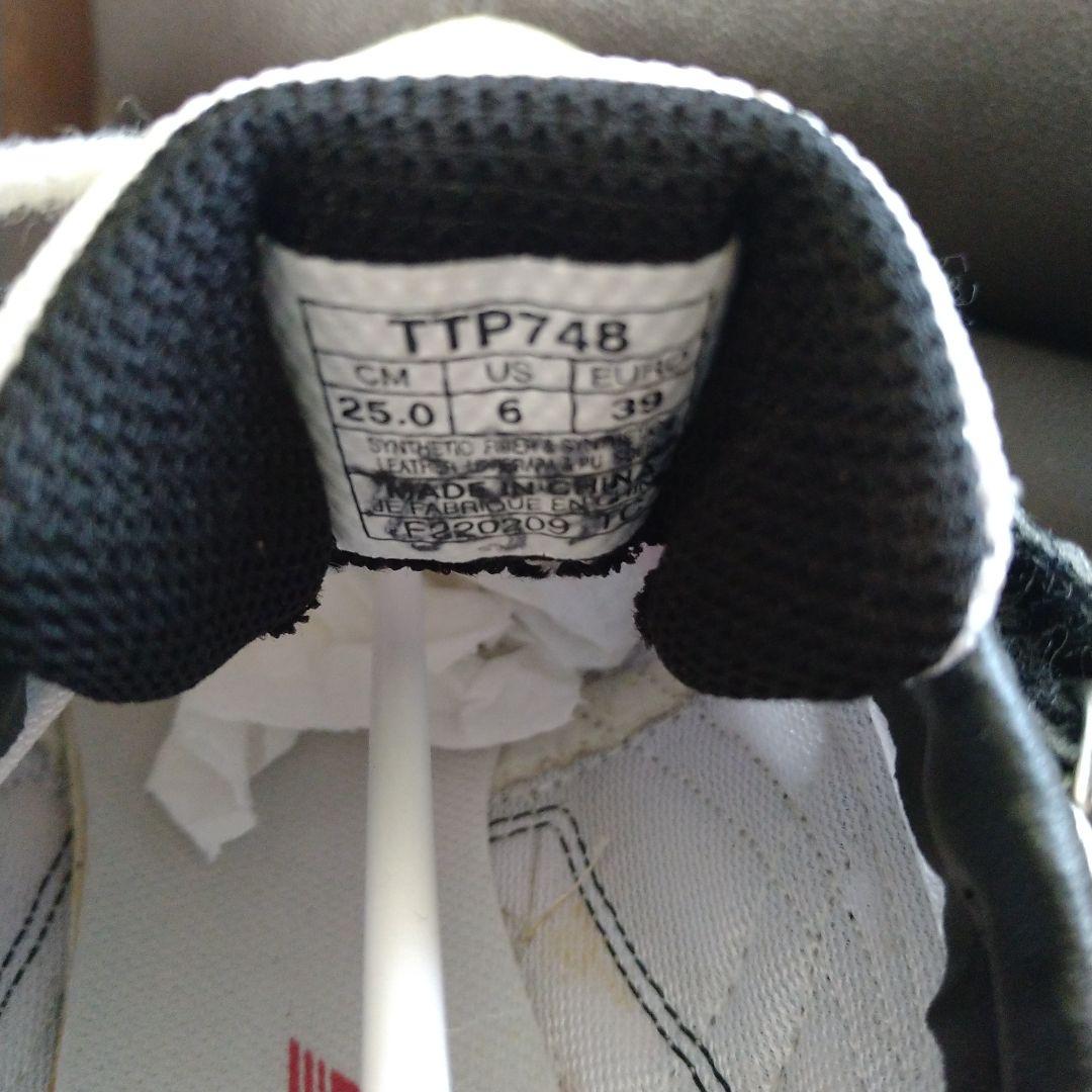 asics 陸上競技スパイクシューズ ホワイト/レッド TTP748ピン替え付き