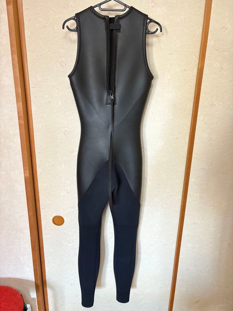 ウェットスーツ　5mmロングジョン　Mサイズ