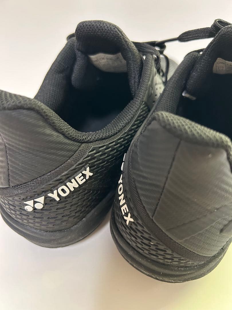 YONEX テニスシューズ ブラック　オムニクレイコート用　27.5㎝