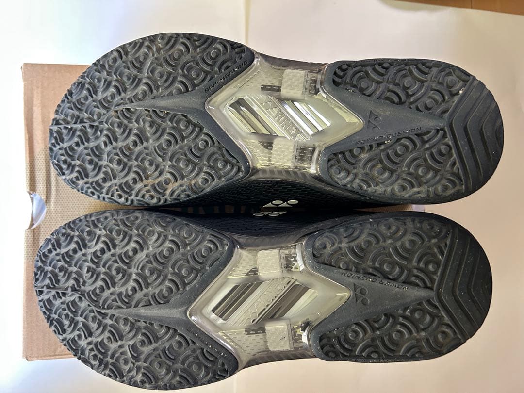 YONEX テニスシューズ ブラック　オムニクレイコート用　27.5㎝