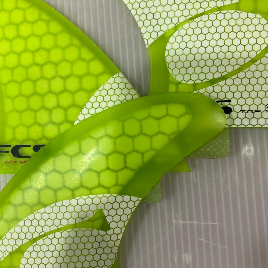 【極美品】FCS フィン ハニカム グリーン FCS SRS TOP FOIL