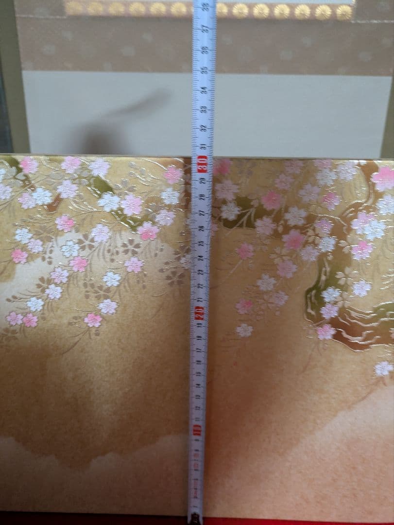 雛人形 桜の金彩・極上屏風