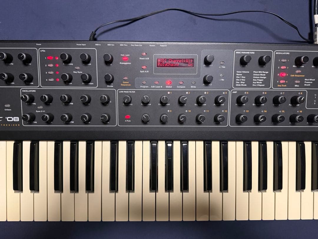 鍵盤楽器 Dave Smith Instruments Prophet 08 PE