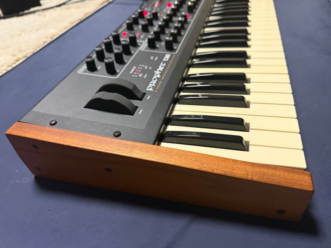 鍵盤楽器 Dave Smith Instruments Prophet 08 PE