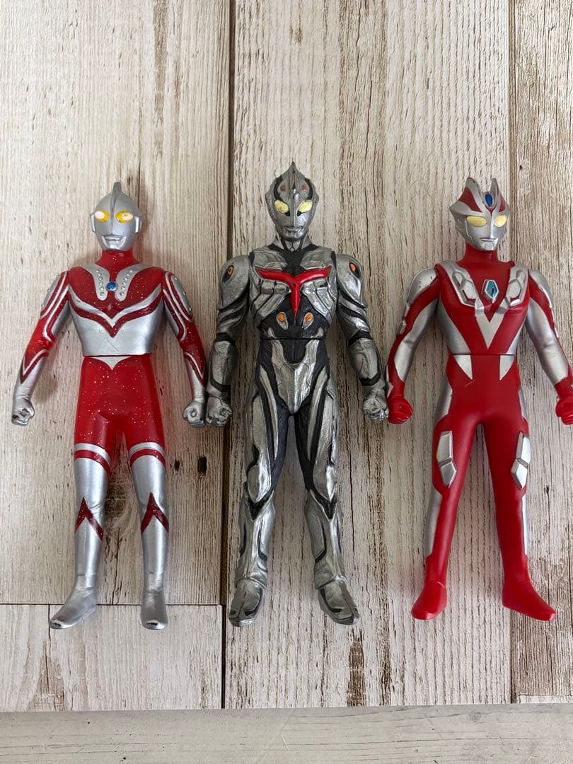 ウルトラマンシリーズ フィギュア 3体セット　中古品