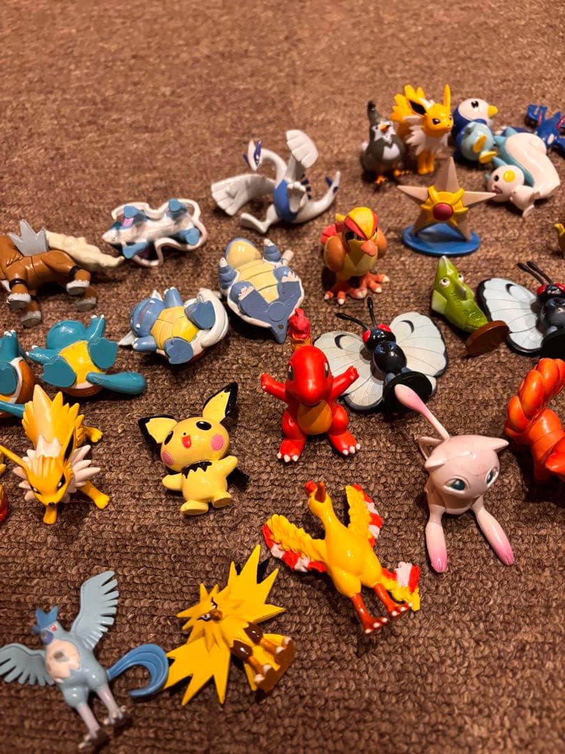 【希少】ポケモン　モンコレなど　まとめ売り　32個