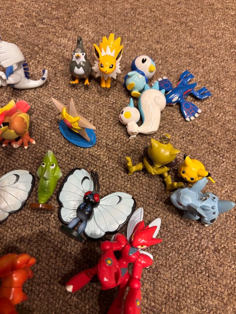 【希少】ポケモン　モンコレなど　まとめ売り　32個