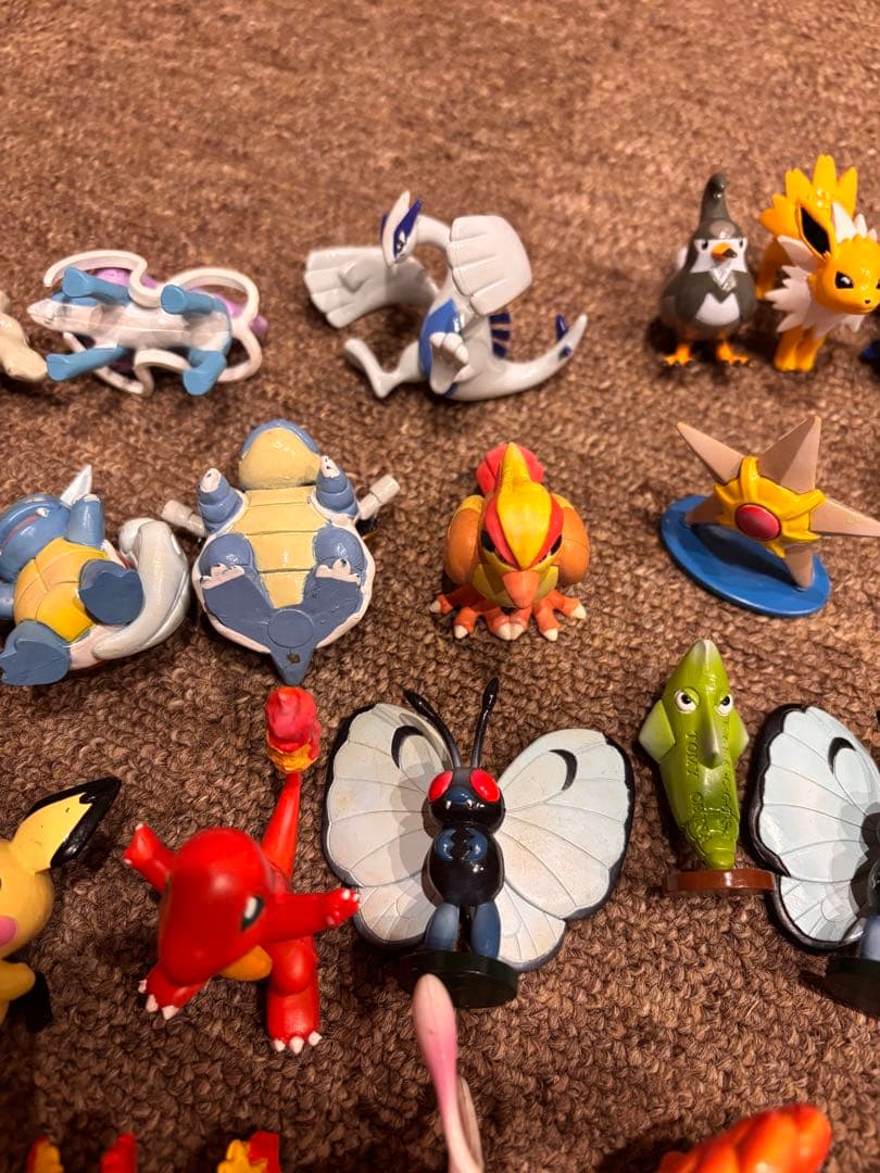 【希少】ポケモン　モンコレなど　まとめ売り　32個