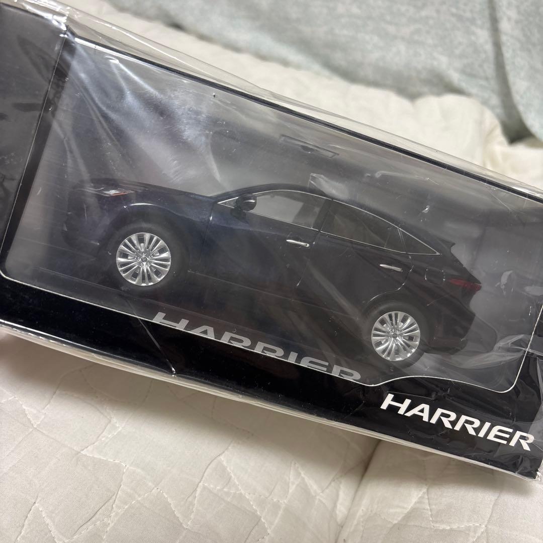 [新品•未開封] トヨタ ハリアー カラーサンプル