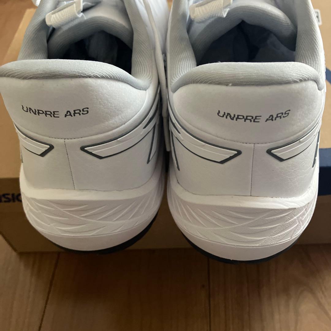 【美品】アシックス　UNPRE ARS LOW2 29.5センチ