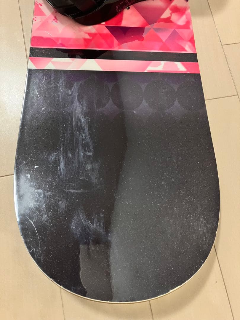 SALOMON サロモン143cm スノーボードとビンディングセット大阪手渡可！