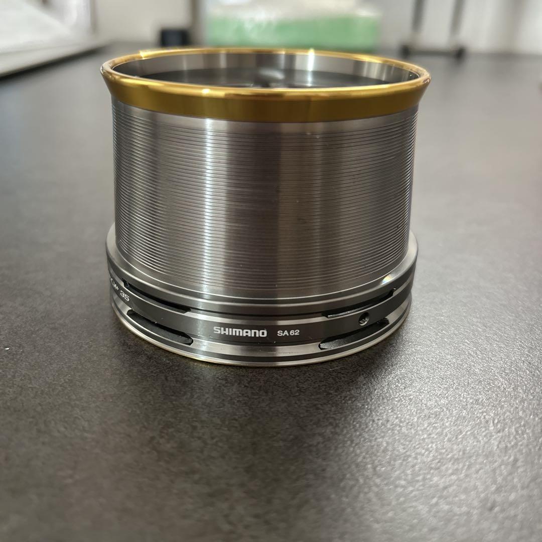 美品！シマノ 18 サーフリーダー CI4+ 35用 1号スプール