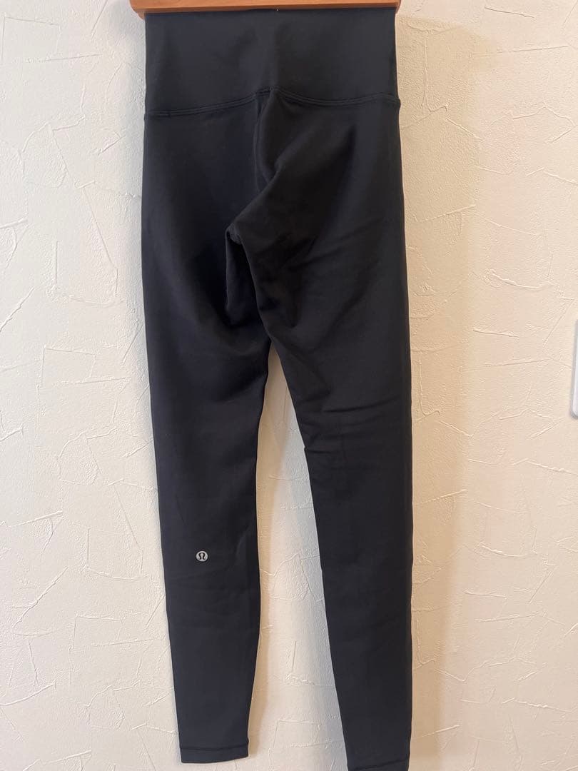 新品未使用　lululemon ヨガパンツ