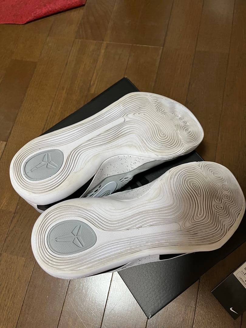 Nike Kobe 9 グレー