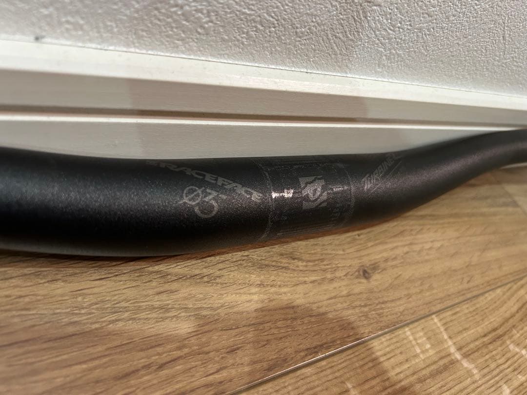 【Φ35mm】RACE FACE ハンドルバー　turbine 780mm