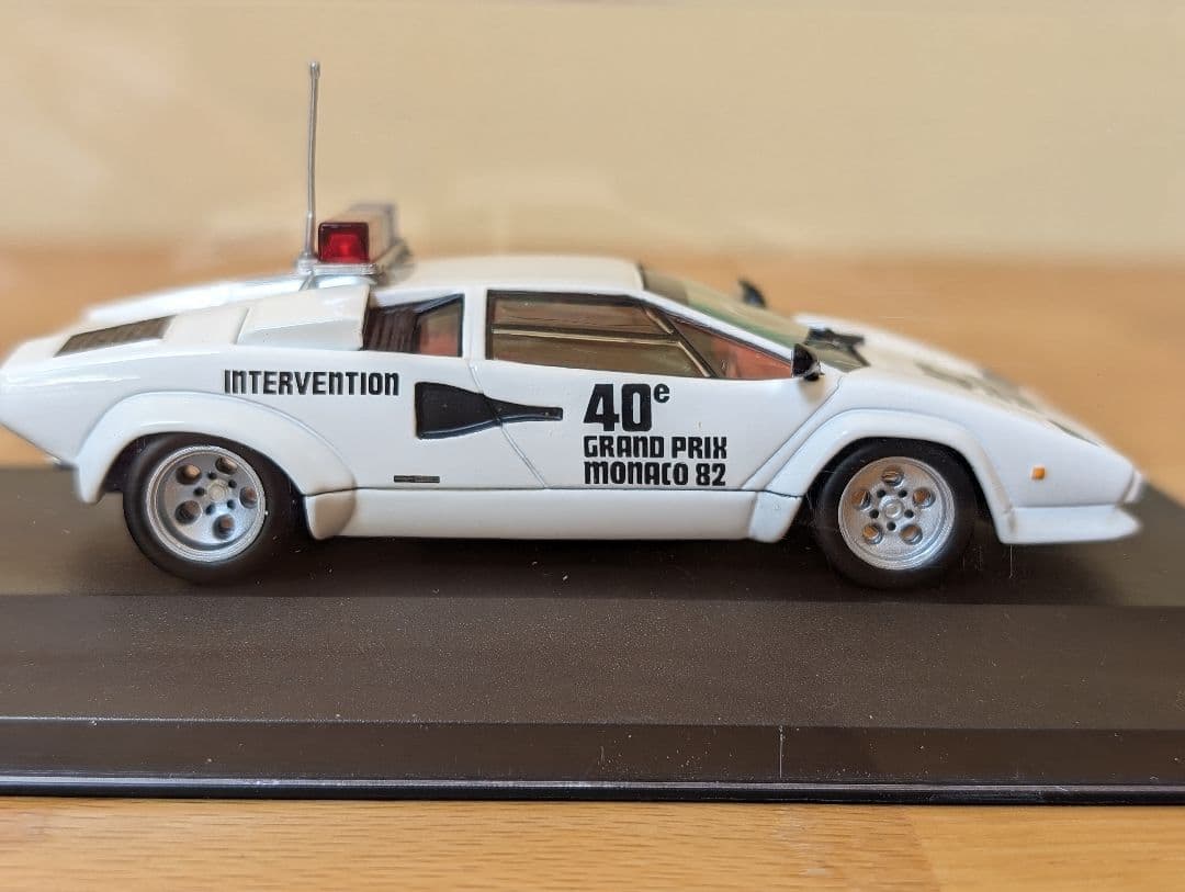 iXO 1/43 ランボルギーニ カウンタックモナコGPペースカー ミニカー