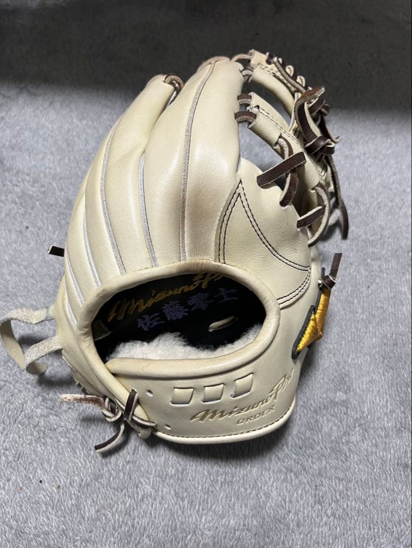 硬式用グローブ ミズノプロ内野手用フルオーダーキャメル 値下げ交渉可能