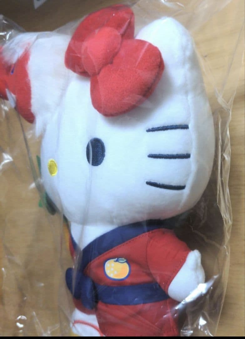 非売品　新品未開封　ハローキティ 天狗　ぬいぐるみ　ご当地　由良町　ふるさと納税