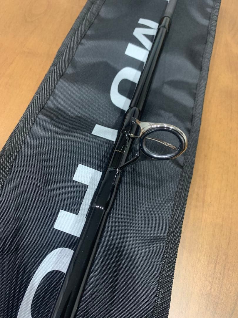 ゼナック　ミュートス　アキュラ100H RG