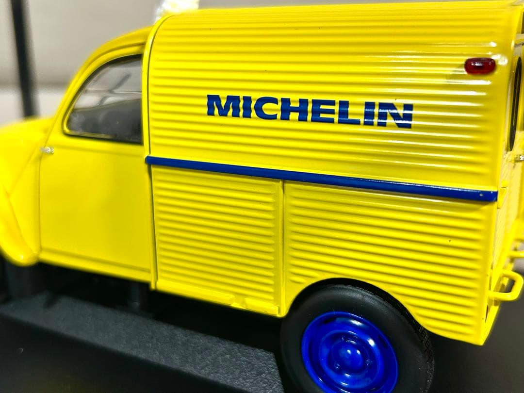 ノレブ1/18 絶版希少シトロエン2CV ミシュランサービスバンミニカー