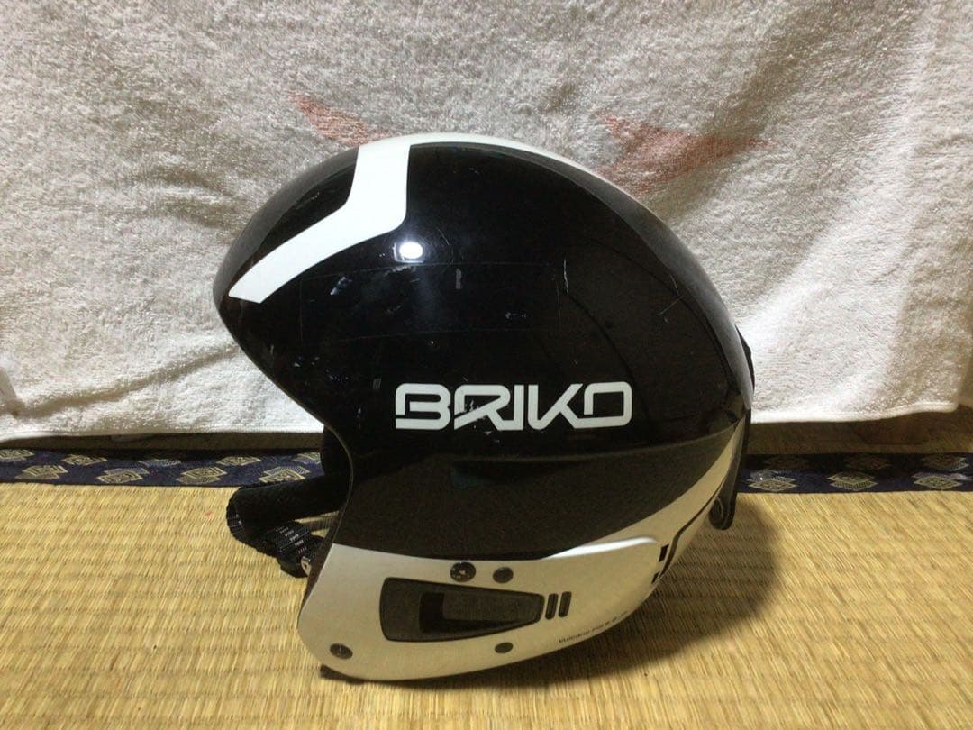 ブリコ   ヘルメット