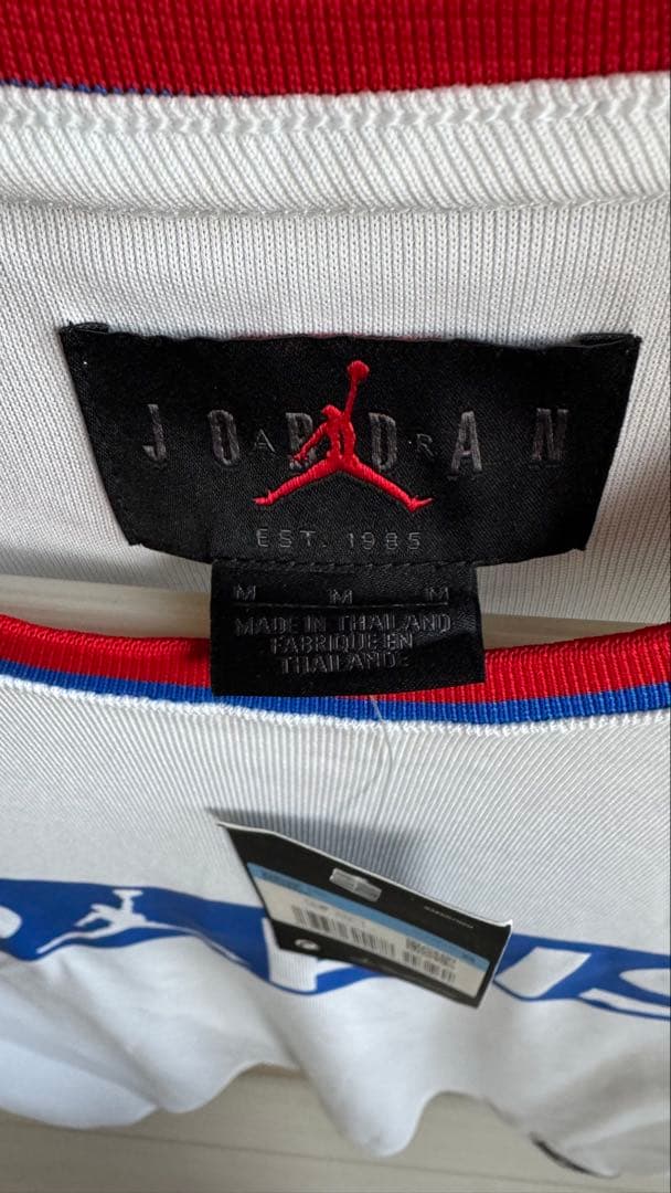 NIKE ジョーダン PARIS ジャンプマンロゴ シャツ Mサイズ