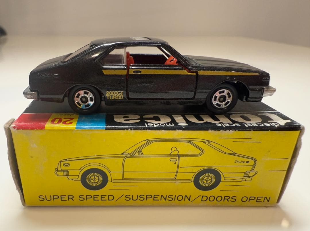 トミカ ニッサン スカイライン2000 TURBO GT-ES 日本製 黒箱