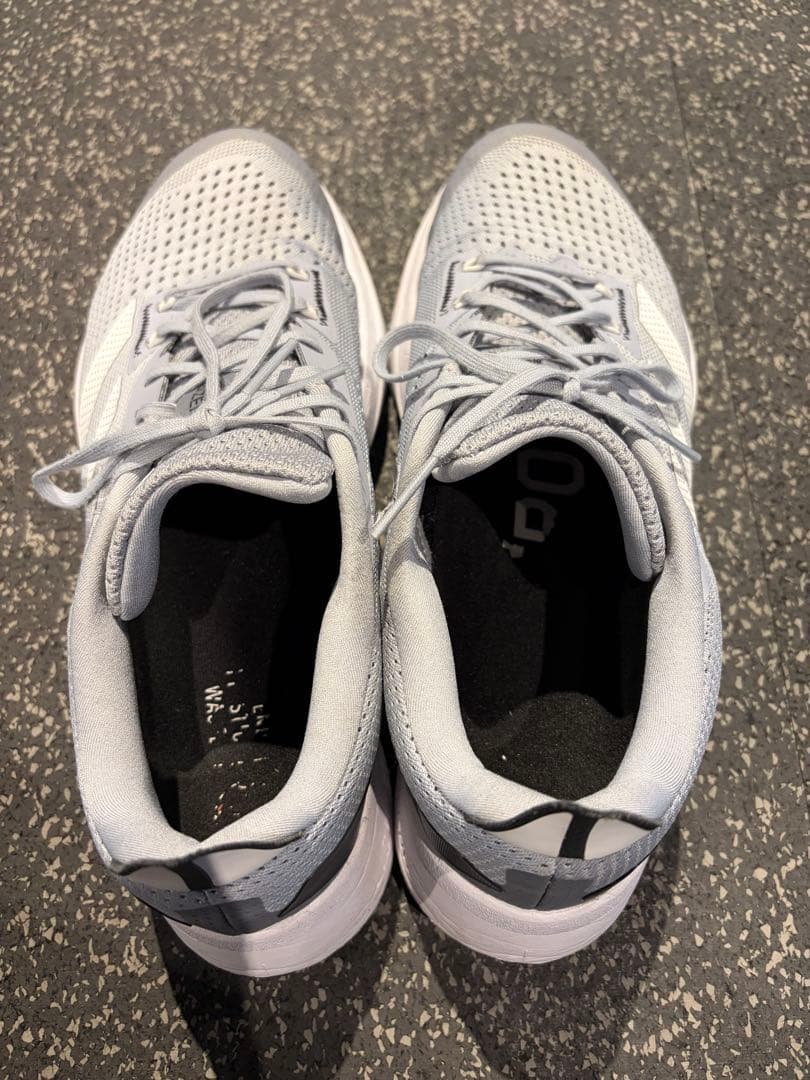 adidas Adizero SL ランニングシューズ　26.5cm
