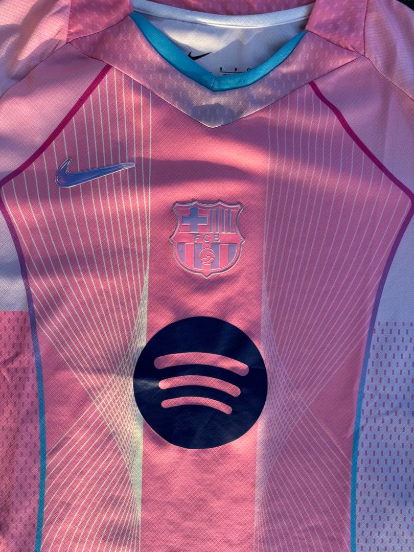 FC Barcelona Nike ピンクユニフォーム