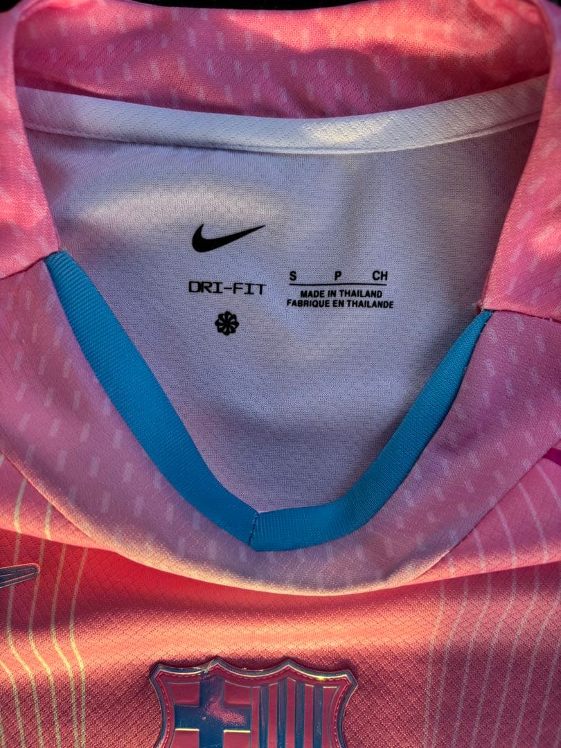 FC Barcelona Nike ピンクユニフォーム
