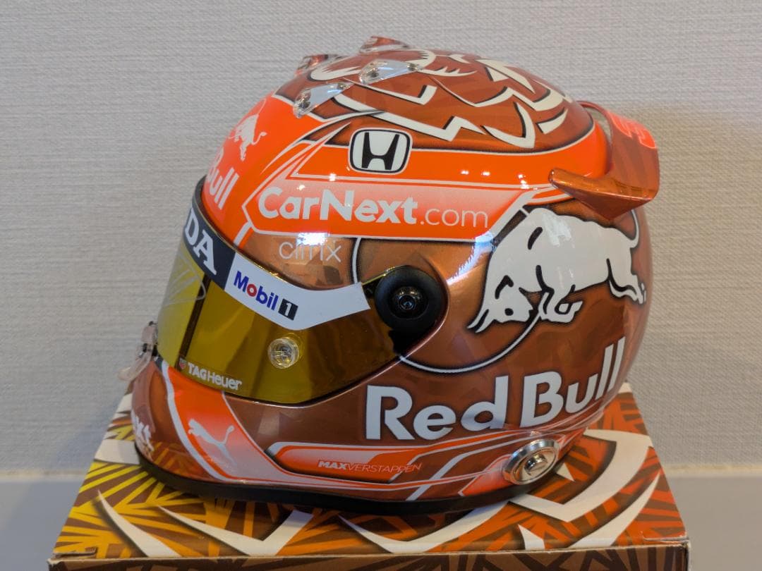 フェルスタッペン レッドブル 直筆サイン ヘルメット ベルギーGP限定