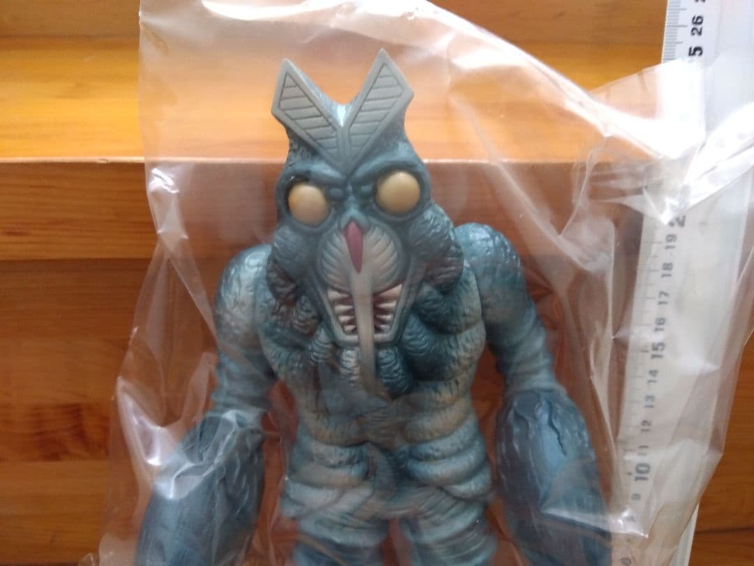 ●楳図かずお バルタン星人 ソフビ スーフェス限定 ウルトラマン フィギュア