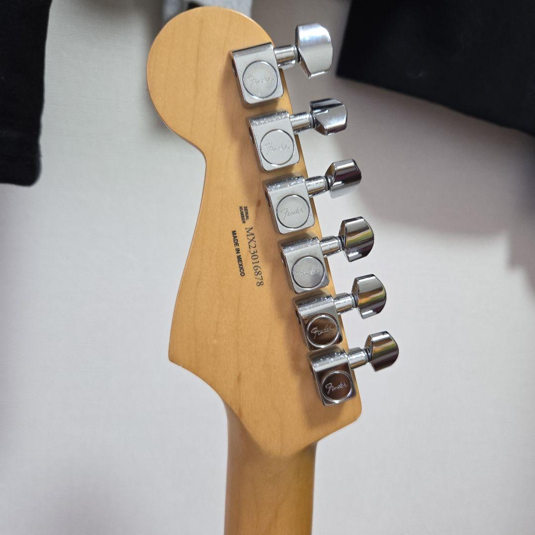 Fender Stratocaster レッド