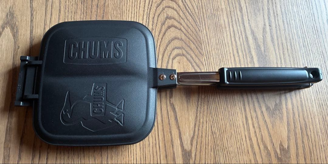 CHUMS ホットサンドクッカー ケース付& キャンパーデッシュ:新品未使用♪
