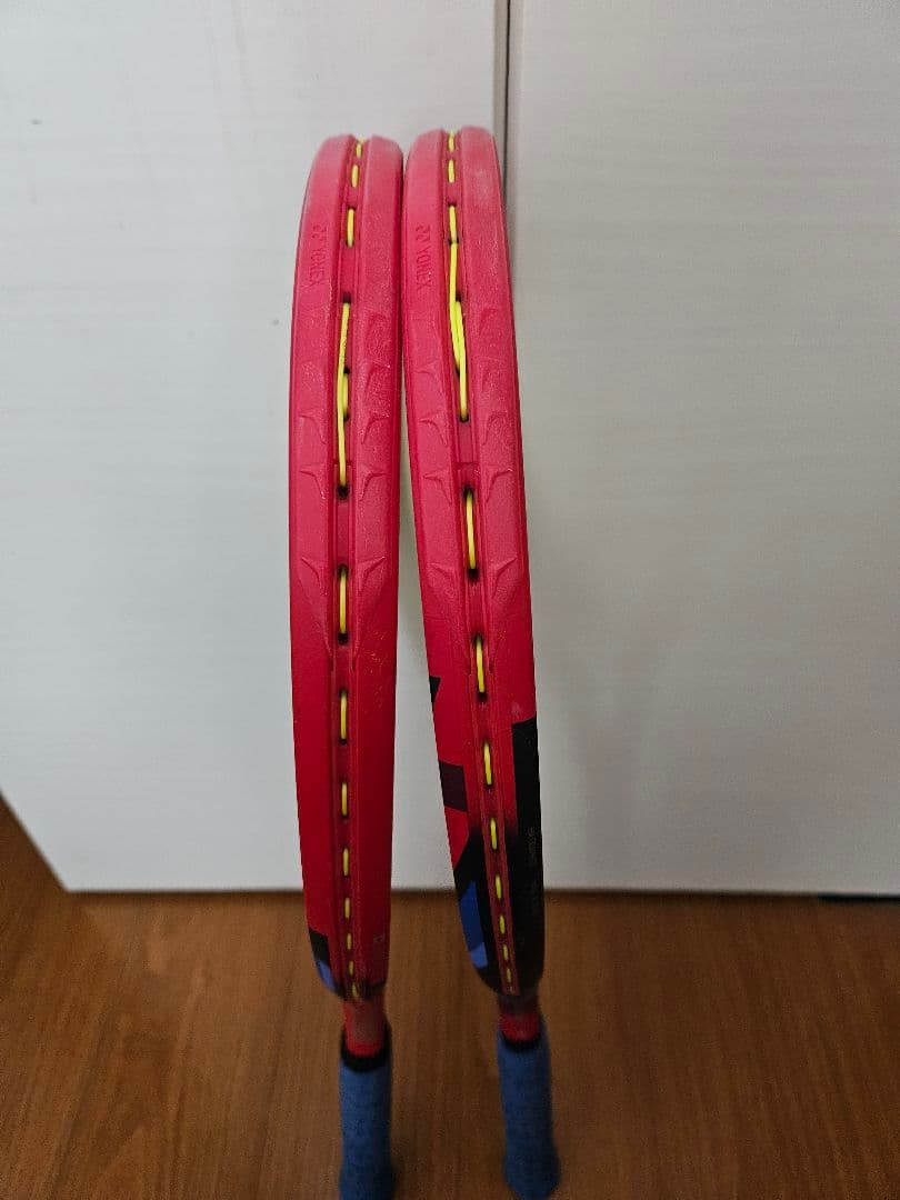 YONEX Vcore2023 100 G2 テニスラケット 2本セット傷少なめ
