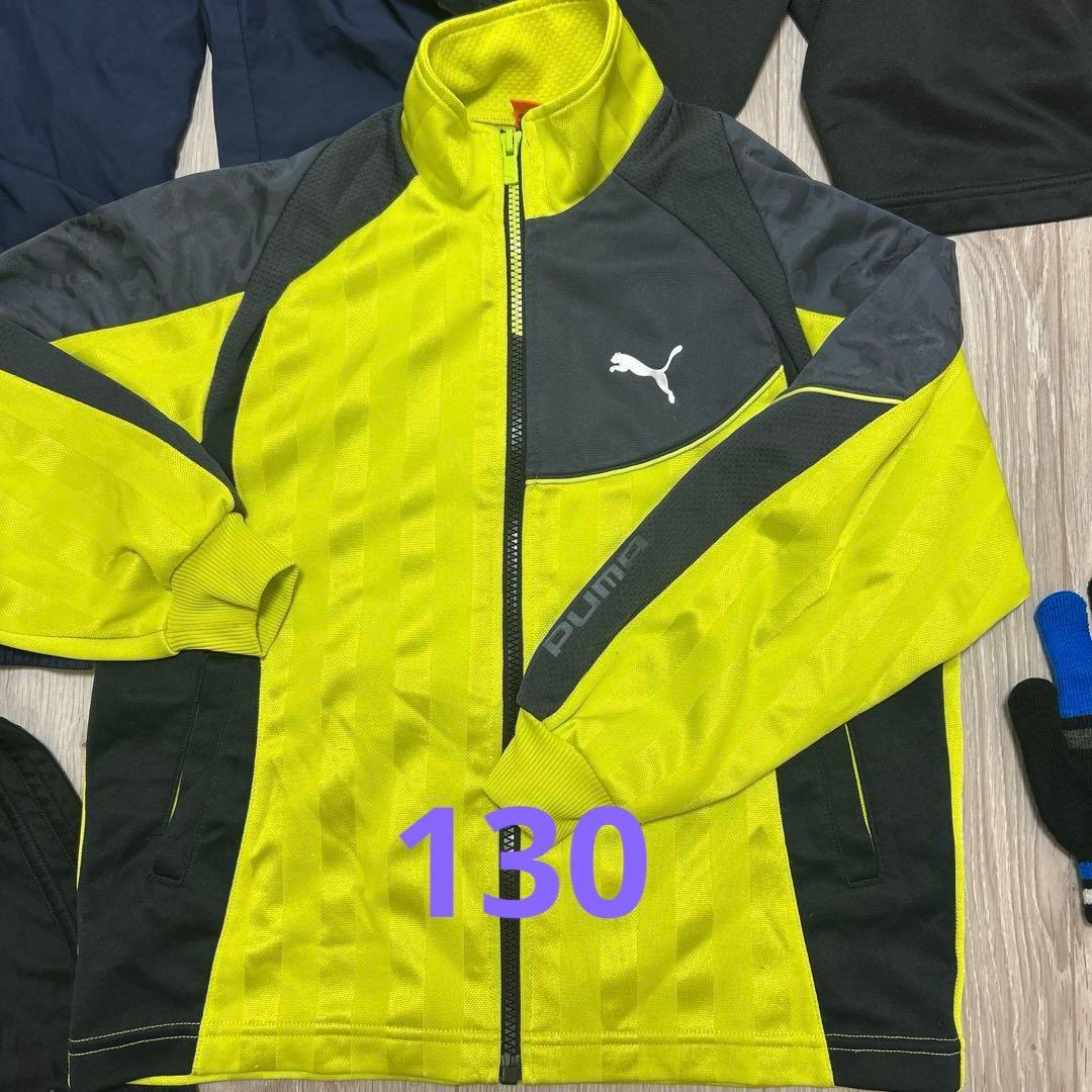 今だけお値下げ！トレーニングウェア　サッカーウェア　用品130.140 手袋付き