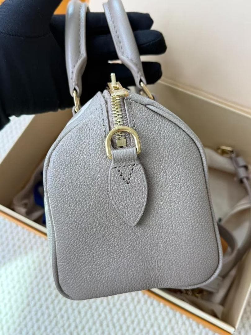 ✨ 状態良好✨ Louis Vuitton グレー モノグラム バッグ